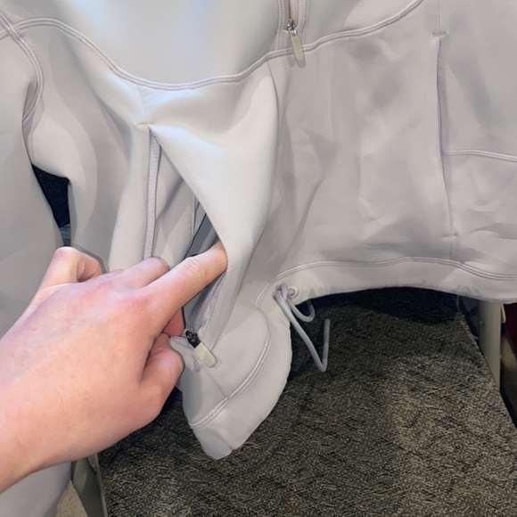 Lululemon pullover - Picture 5 of 6